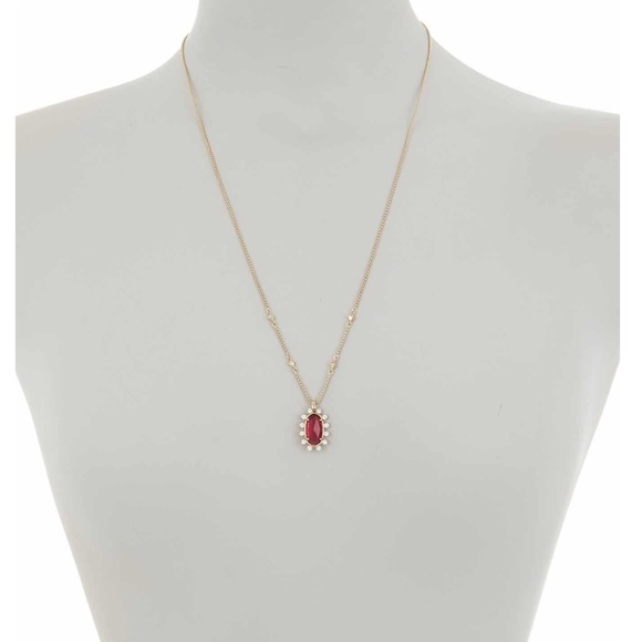 Kendra Scott Brett Pendant Necklace Pink Berry - Picture 2 of 3